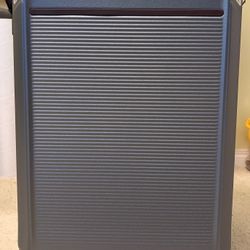 Travelpro Platinum Elite Medium Check-In Hardside Spinner