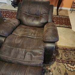 SUED ELECTRIC RECLINER