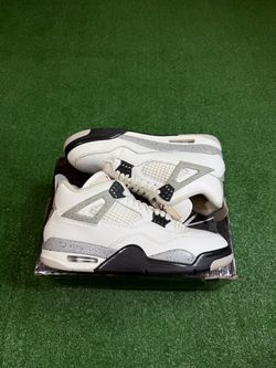 Jordan 4 White Cement