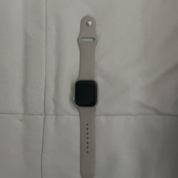 Apple Watch Series 8 