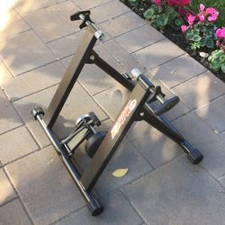 Bell Motivator Indoor Magnetic Trainer 