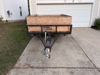 Utility Trailer with Wood Side Panels