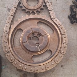 Good Used Timing Set Low Miles Late Chevrolet  350 Vortec 95 To 99 With Roller Cam. 35th Ave And McDowell Phx 