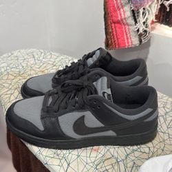 Men’s Nike Dunks