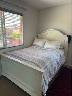 Full sized bed with mattress
