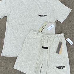 Essentials shorts and shirt set