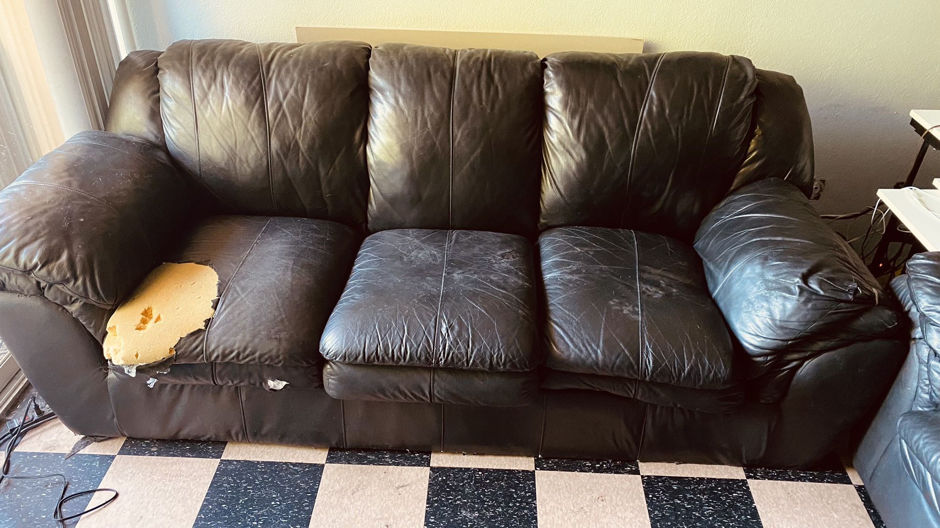 Free Sofa And Loveseat
