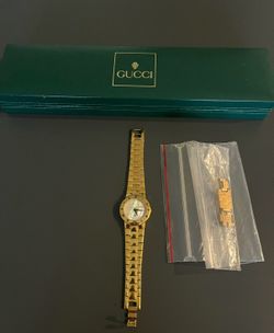 Gucci 3300L Roman Gold Dial Quartz Ladies Watch