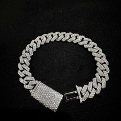 Cuban Link Bracelet 