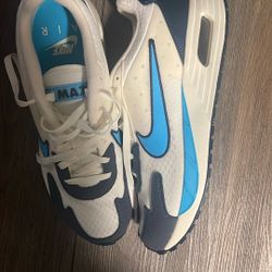 Men’s Nike AirMax Solo