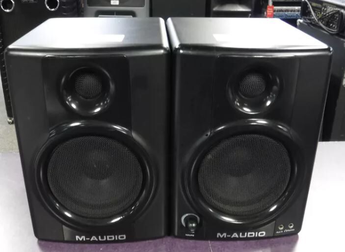 M-Audio AV 40 Powered Speakers