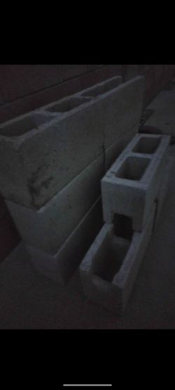 Concrete Core Building Blocks