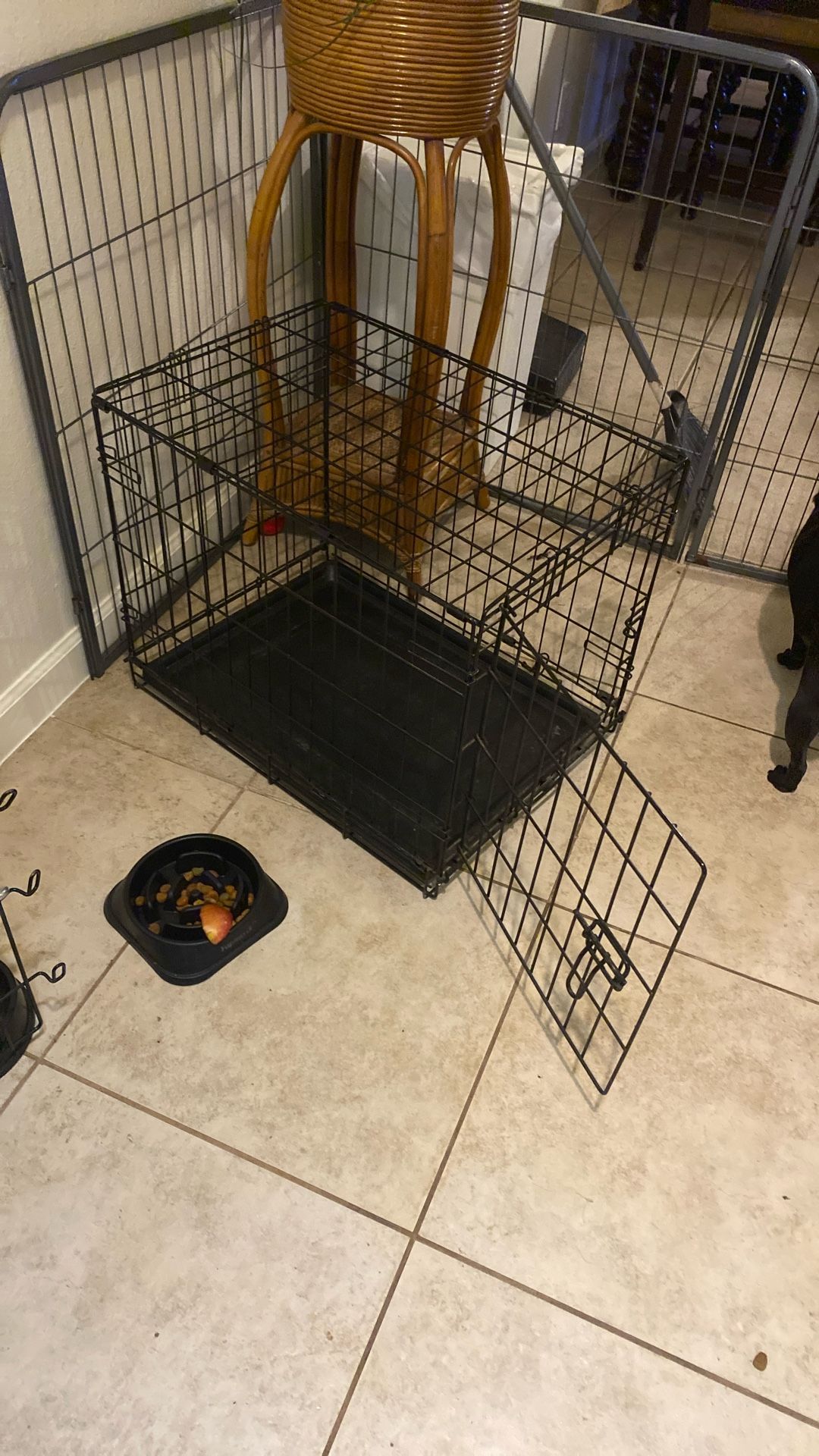 Small Dog  Crate Kennel