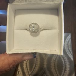 Diamond Halo Engagement Ring