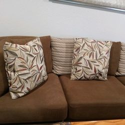 Six Piece Couch Set With Pillows!!!