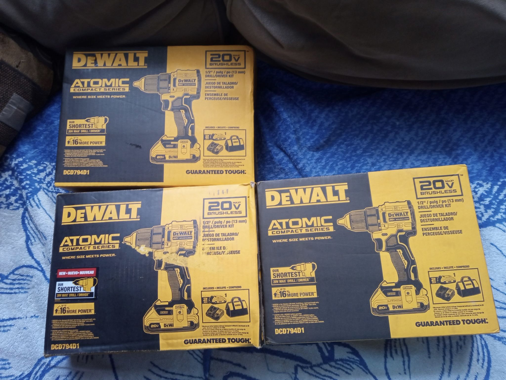 NEW! Dewalt DRILL/DRIVER KIT