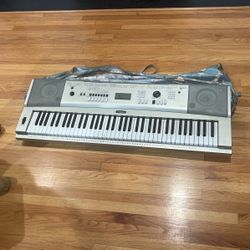 Yamaha Keyboard YPG 235
