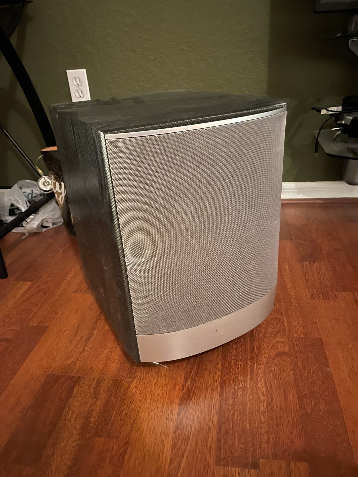 JBL Venue Sub 10 Subwoofer Speaker 10" w/Power Adapter