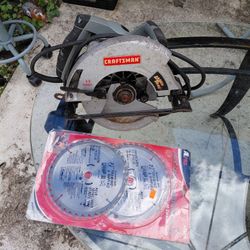 7 1/4 in Circular Saw con2 Blade