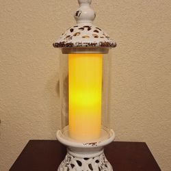 CANDLEHOLDER 