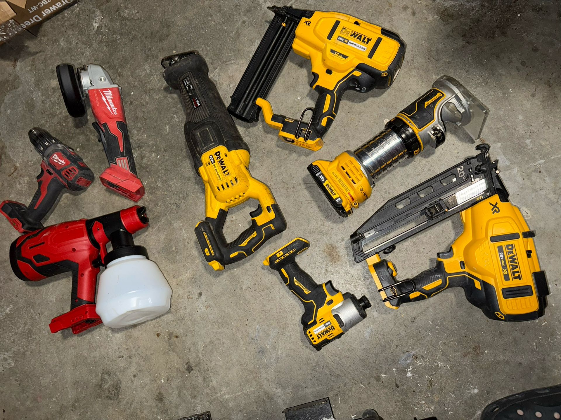 Dewalt & Milwaukee Nailer Grinder Impact Router Drill