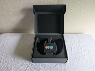 Valve Steam VR Knuckle Controllers