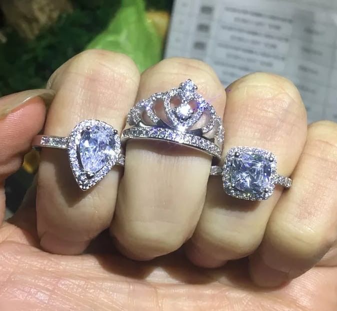 Wedding ring/engagement ring