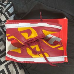 Nike Dunks Midas Gold 
