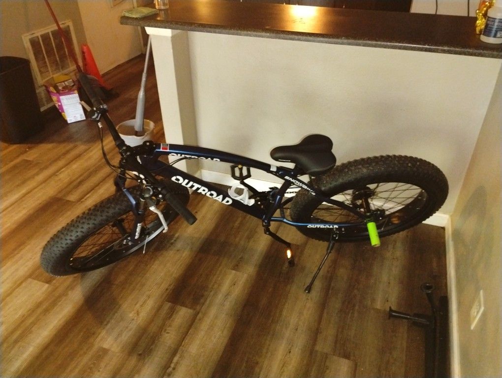 Out Road Snow Bike