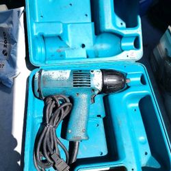 Makita 69058 1/2" Drive 120V Impact Wrench