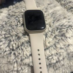 Apple Watch Series 7 41mm with cellular like new starlight aluminum