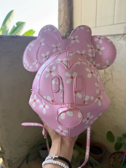 New Danielle Nicole Disney Minnie Mouse 3D Crossbody Bag