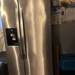 Whirlpool Fridge, No Trades.. Cash 