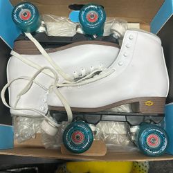 Woman’s Skates Size 7 