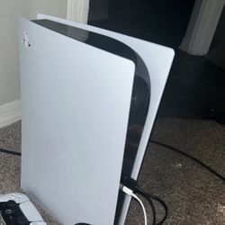 New Ps5 And Controller 