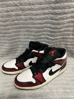 Jordan 1 Mid Wear Away Chicago Sneakers Men’s US 13