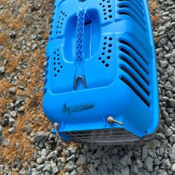 Pets Carrying Cage Blue Color Like New!
