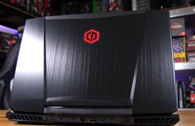 i7 7700 GTX 1060 6GB 16gb DDR4 CYBERPOWER Gaming Laptop
