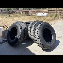 1400 Truck And Trailer Tires 