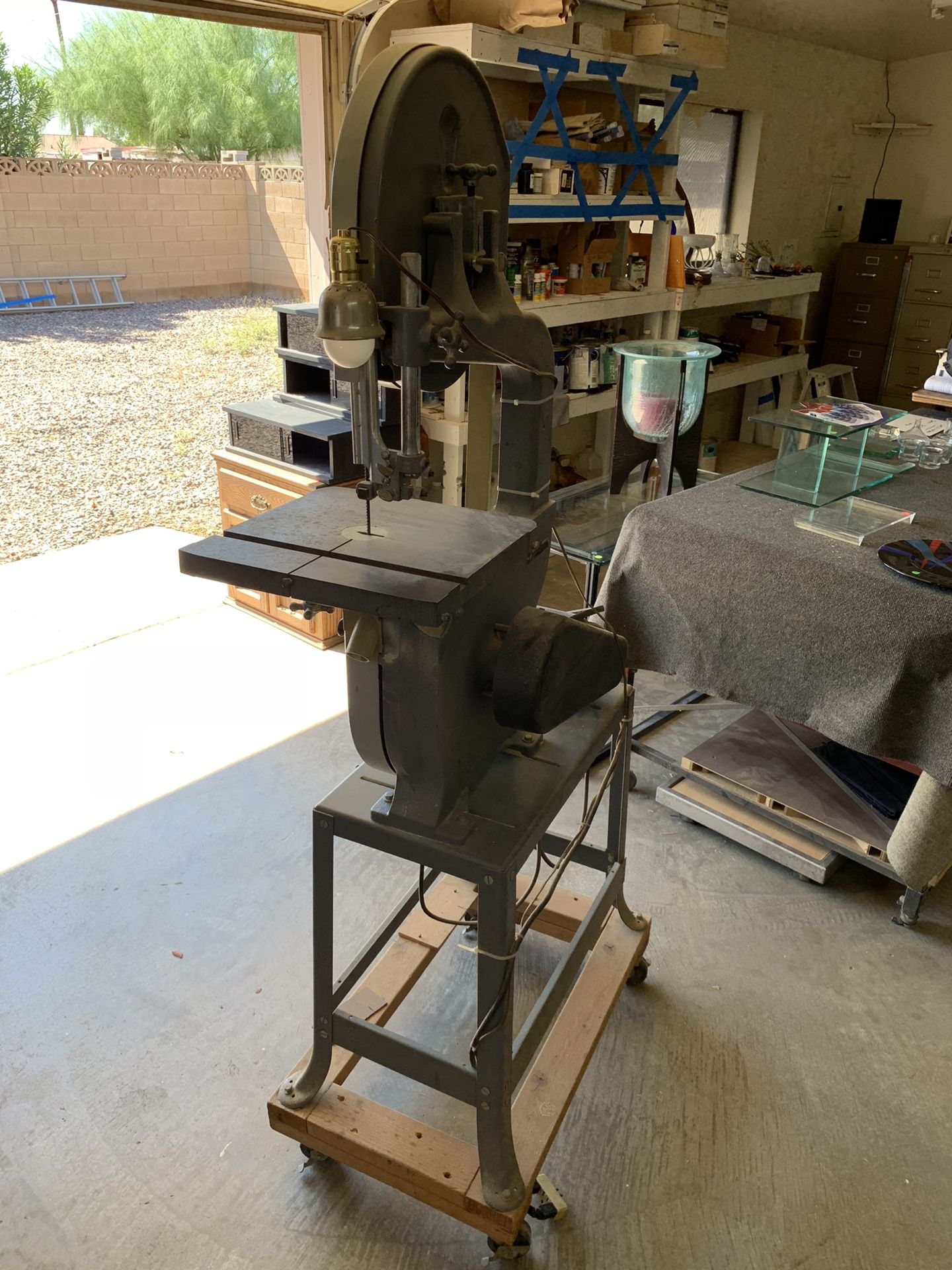 Rockwell Model 14 Band Saw for Sale in Scottsdale, AZ OfferUp