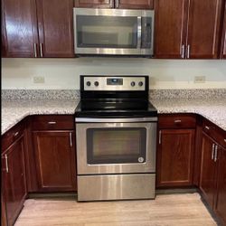 Full Kitchen Appliances, Plus Washer, And Dryer