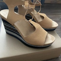 Lucky brand Wedge Sandals Size 10