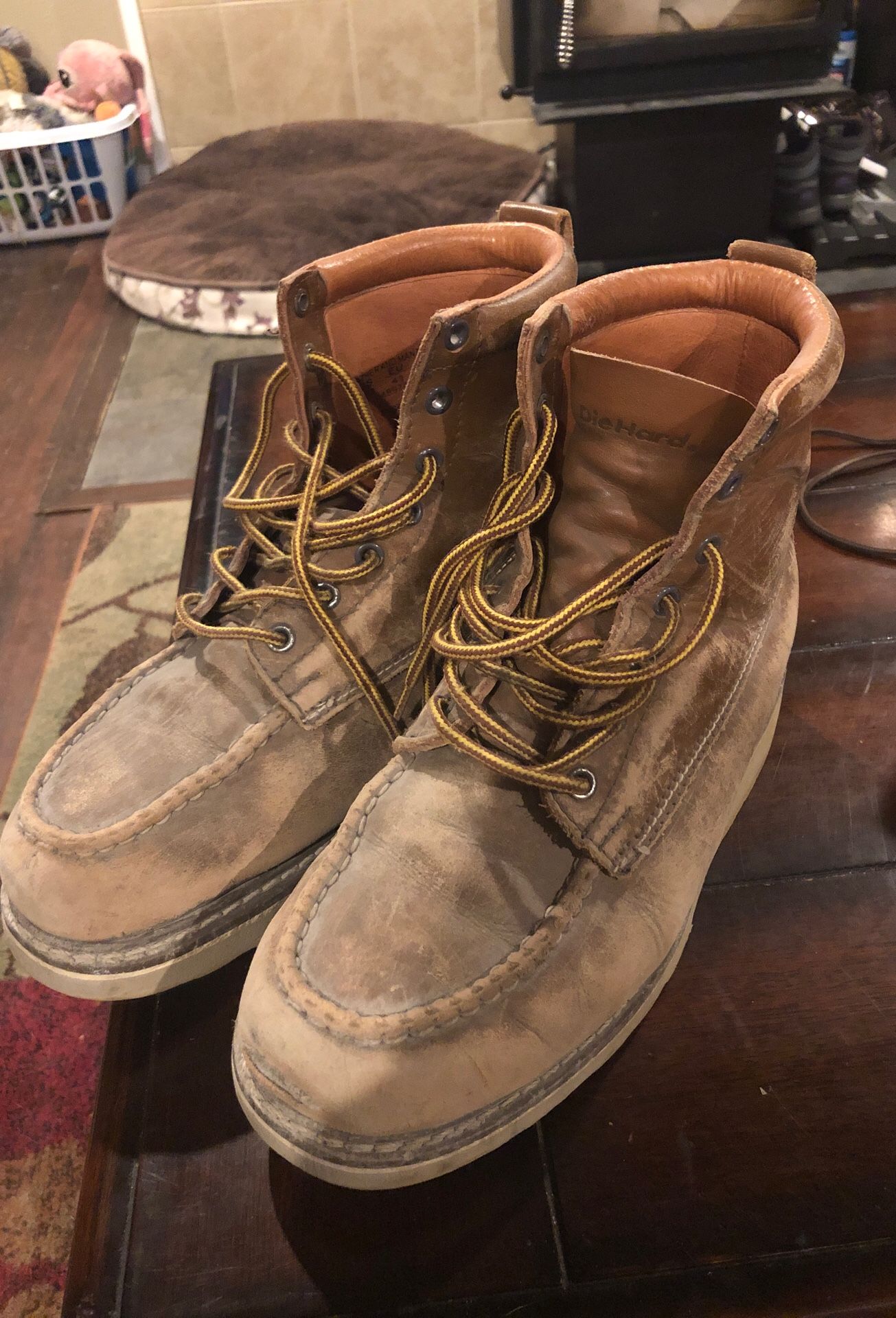 Die Hard work boots - men’s size 8