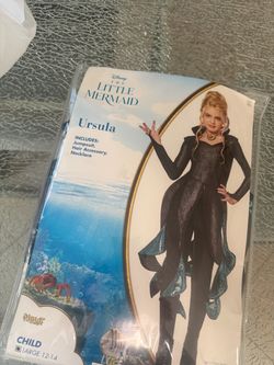 Costume