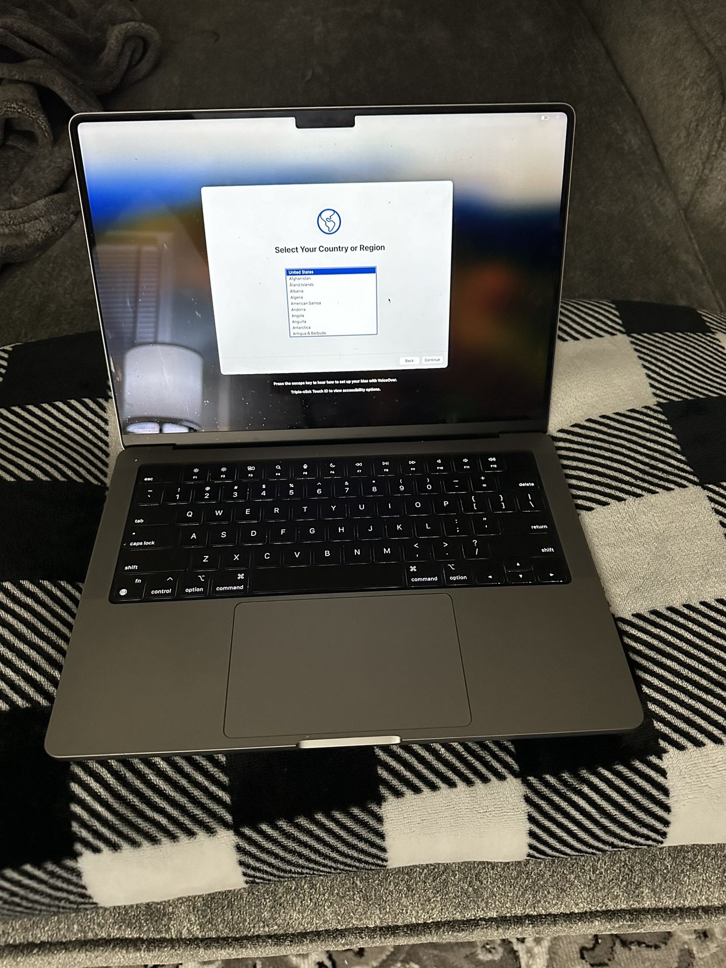 14 Inch M2 MacBook Pro