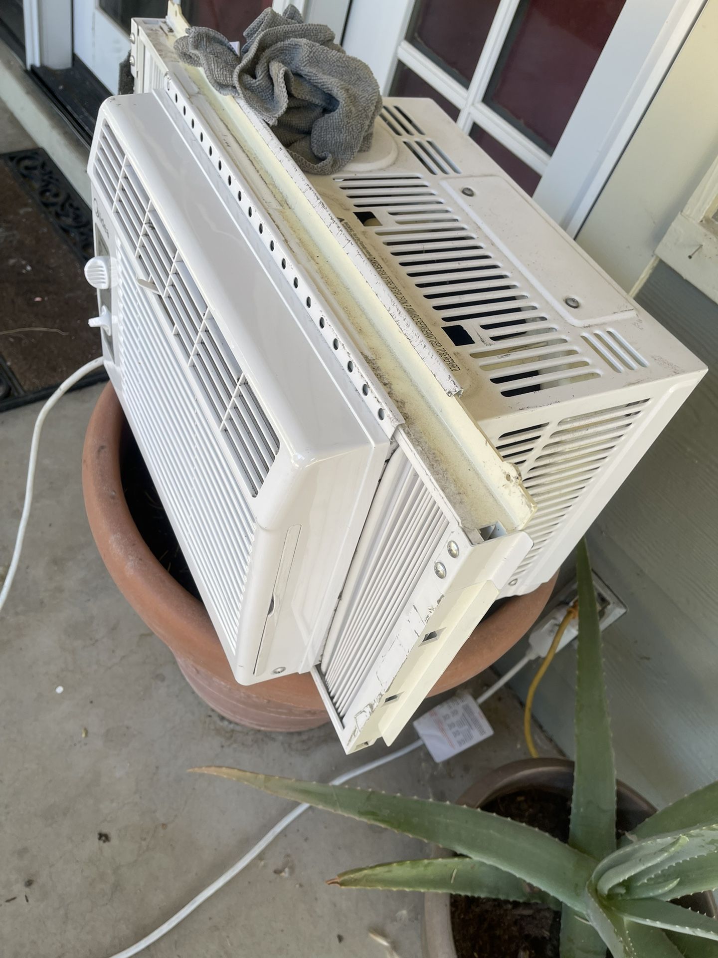 Window Ace Fan