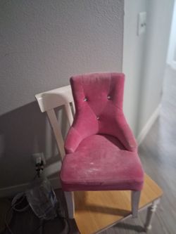 Little  Girl  Doll Chare 