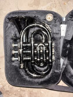 Play Trumpet