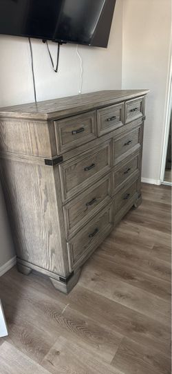 Large Gray Wood Dresser with 9 Drawers