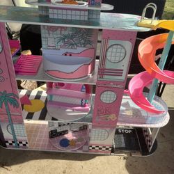 Barbie Doll House 